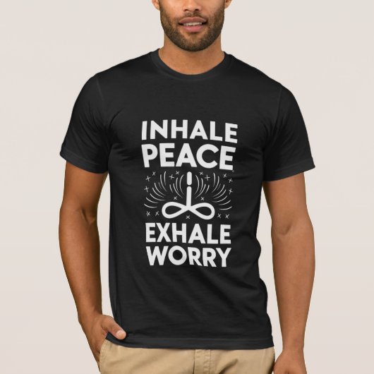 吸って平和 吐いて不安 Tシャツ (正面)