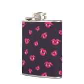 吸血唇と牙のパターン フラスク (左)