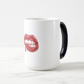 吸血赤い唇から血が滴る モーフィングマグカップ (正面右)