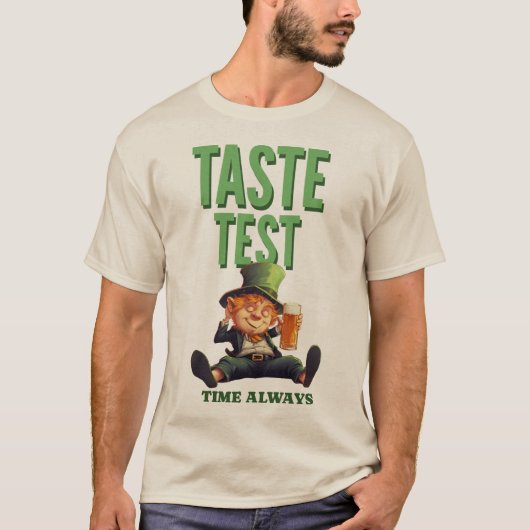 味見の時間はいつも料理の先生 Tシャツ (正面)