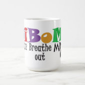 呼吸して下さい、呼吸して下さい、オンマグを動かして下さい コーヒーマグカップ (中央)