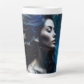 呼吸して解放する |美しいEtherealの女性 カフェラテマグ (正面)