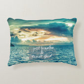 呼吸と信頼の神の信仰引用文 アクセントクッション (正面)