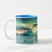 呼吸と信頼の神の信仰引用文 ツートーンマグカップ (左)