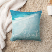 呼吸ヨガ引用文レトロビーチティール(緑がかった色)ブルー海 クッション (ブランケット)