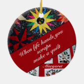 命の手が擦り切れるとキルトが赤くなる セラミックオーナメント (裏面)