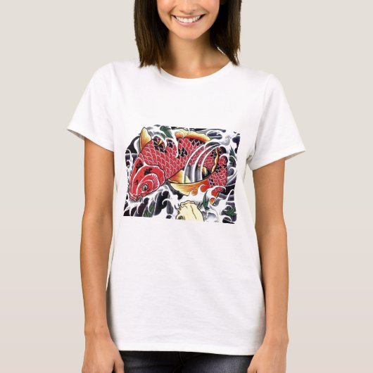 和彫り 鯉のタトゥーデザイン Tシャツ (正面)