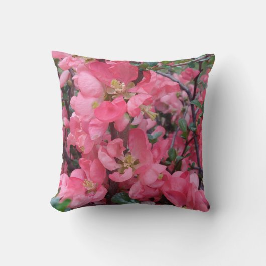 咲き乱れる静寂 クッション (正面)