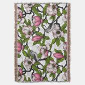 咲き誇るホオノキとタイトネズミ スローブランケット (正面縦)