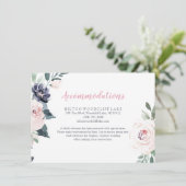 咲き誇る植物のソフトピンクの花の宿泊案内 エンクロージャーカード (スタンド正面)