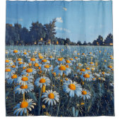 咲くカモミールの畑 シャワーカーテン (正面)