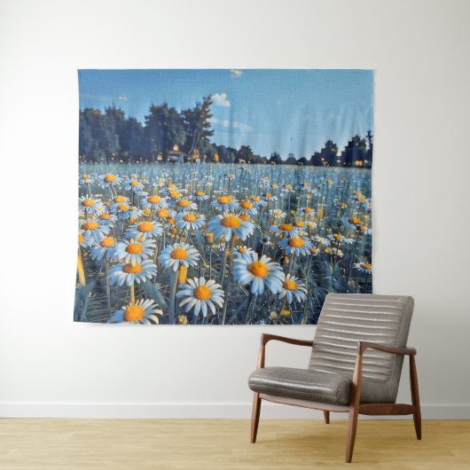 咲くカモミールの畑 タペストリー (インサイチュ(横))