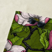 咲くマグノリアとタイトマウスの鳥2 ビーチタオル (インサイチュ)