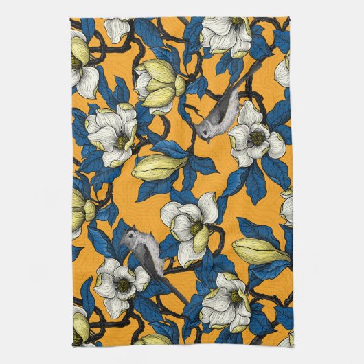 咲くマグノリアとタイトマウスの鳥3 キッチンタオル (縦)