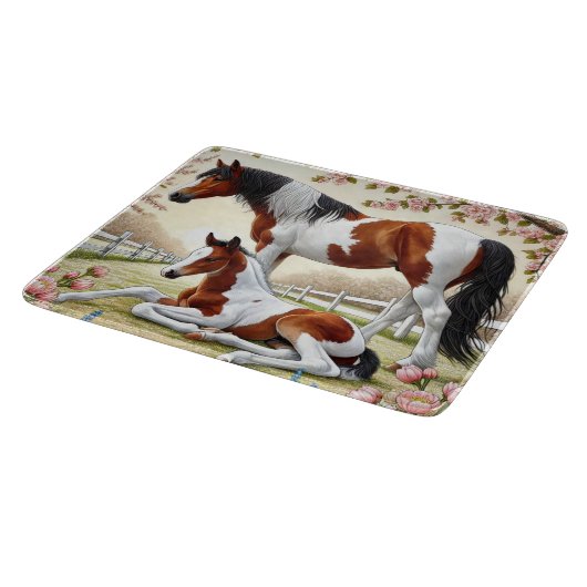 咲く果樹園の美しい馬と馬 カッティングボード (角)