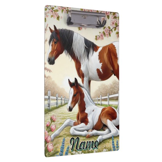 咲く果樹園の美しい馬と馬 クリップボード (右)