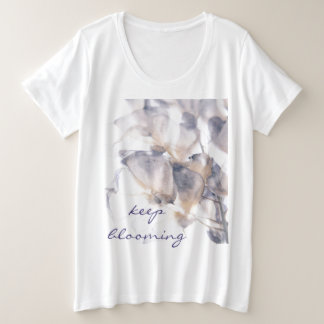 咲保く プラスサイズTシャツ