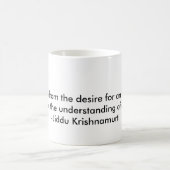 哲学者によるJiddu Krishnamurthi引用文 コーヒーマグカップ (中央)