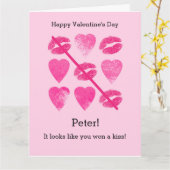 唇とハートカード付きバレンタインのピンクのゲーム カード (黄色い花)