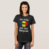 唇の愛ルーマニア国旗トランシルヴァニア Tシャツ (正面フル)