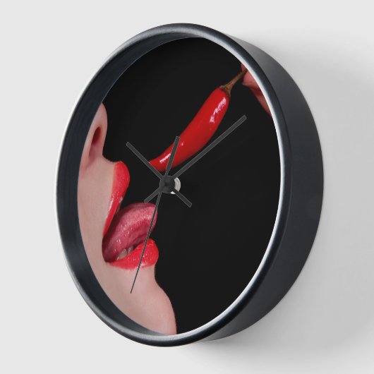 唐辛子の唇 壁時計 (傾斜)