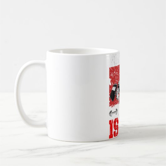 唯一の限界はジムとおもしろいフィットネスモティ コーヒーマグカップ (左)