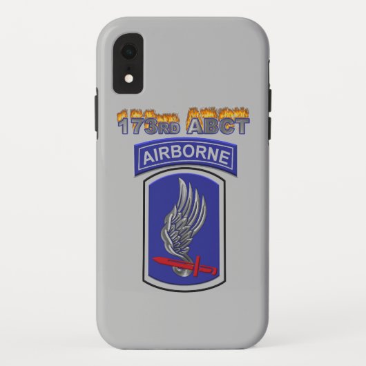 唯一無二の第173空挺旅団戦闘チーム Case-Mate iPhoneケース (裏面)