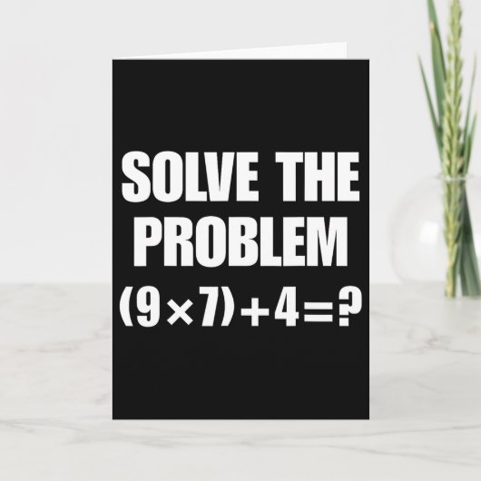 問題を解け – 面白い数学の方程式 (9×7)+4=67 カード (正面)