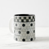 喜ばしい徴候の農家のヴィンテージの大理石の六角形のタイル ツートーンマグカップ (正面左)