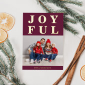 喜びに満ちたモダンなバーガンディ フォト クリスマス ゴールド 箔シーズンカード