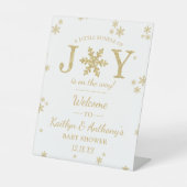 喜びの小さなバンドルのクリスマスベビーシャワーへようこそ 台座サイン (正面)