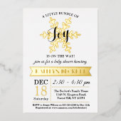喜びの小さなバンドルのクリスマスベビーシャワー実在 箔招待状 (正面)
