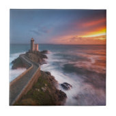 喜びの赤 タイル (正面)