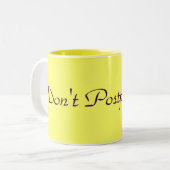 喜びを延期しないで下さい ツートーンマグカップ (正面左)