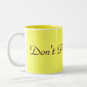 喜びを延期しないで下さい ツートーンマグカップ (左)