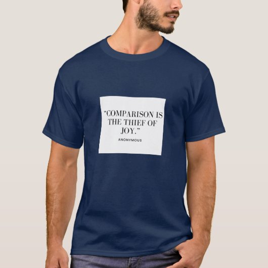 喜びを盗む比較Tシャツ Tシャツ (正面)