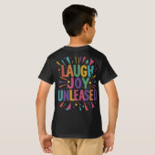 喜びを解き放ち笑う Tシャツ (裏面フル)