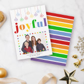 喜びカラフルのタイポグラフィ、クリスマスボール写真 シーズンカード