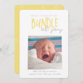 喜びレモンの包みを誇らしげに紹介する (正面/裏面)