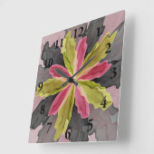 喜び、ピンクの緑の無煙炭のファンタジーの花のフラクタル スクエア壁時計 (傾斜)