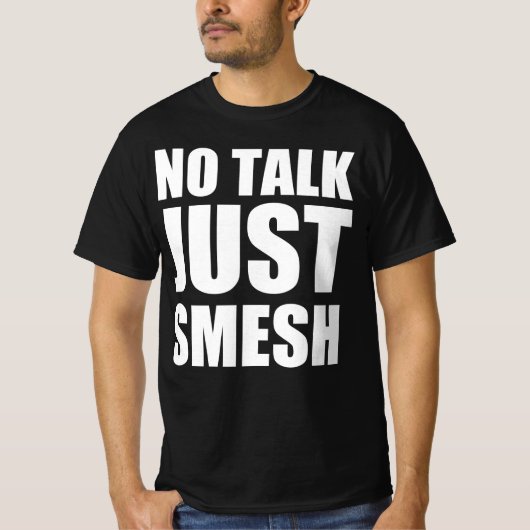 喧嘩するほど仲がいい Tシャツ (正面)