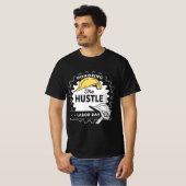 喧騒を称えること | 労働日献上品T型 Tシャツ (正面フル)