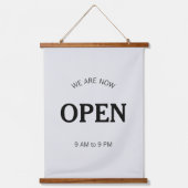 営業時間モダンLブラック&グレー 吊り下げ型タペストリー (正面)