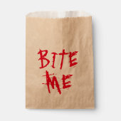 噛む私の赤い血のタイポグラフィ面白いハロウィーンパーティー フェイバーバッグ (正面)