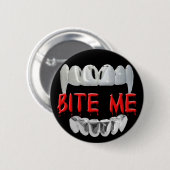 噛む血と歯のボタン 缶バッジ (正面&裏面)