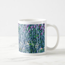 噴水のジェットとライラックの花 コーヒーマグカップ