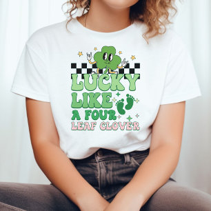 四つのクローバーの葉のように幸運に妊娠を発表 Tシャツ