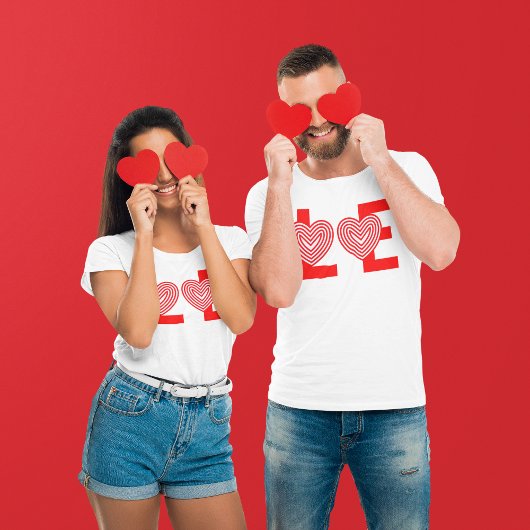 四文字の単語の愛 Tシャツ