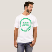 四本の足で歩く私の心 ~ 愛らしい犬 Tシャツ (正面フル)