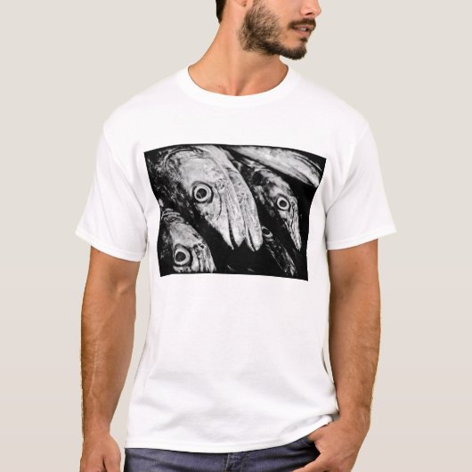 四目 Tシャツ (正面)